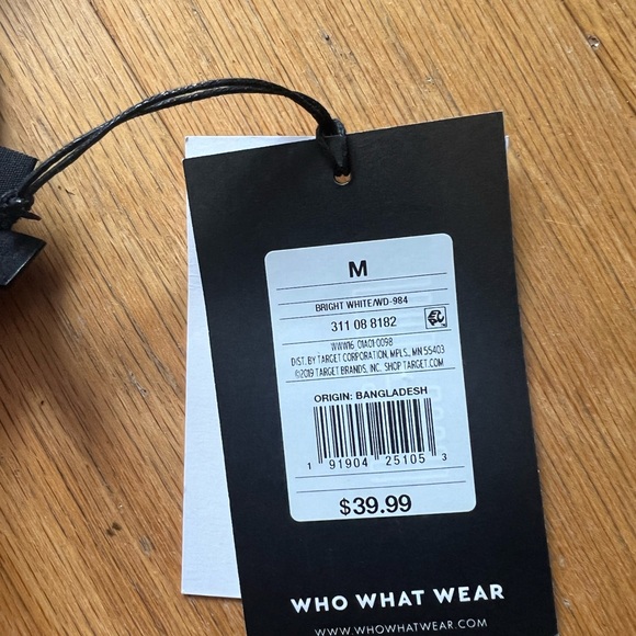 NWT! Who What Wear Flutter Sleeve Dress in White, Size Medium - Picture 2 of 3